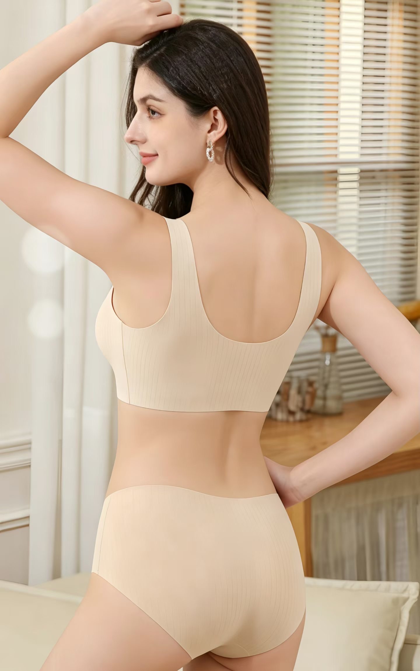 ZAMBA® Women’s Seamless Wireless Travel & Everyday Comfort Bra - Image 4